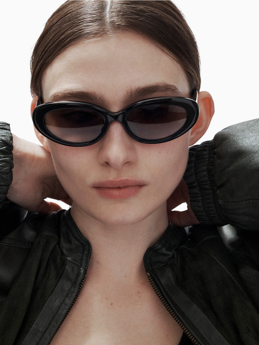 The Coco Black & Black Lens