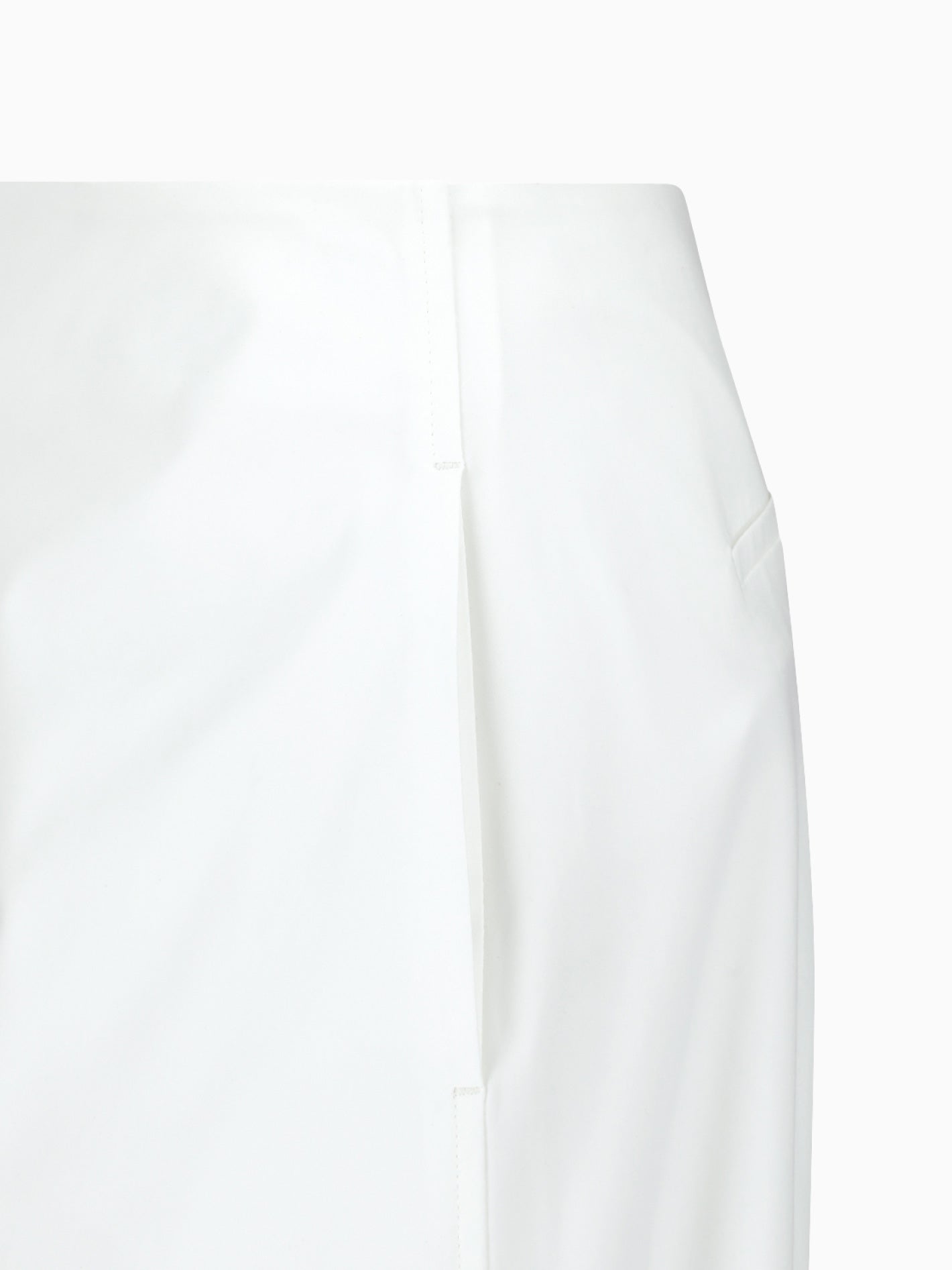 Curved Silhouette Pants White