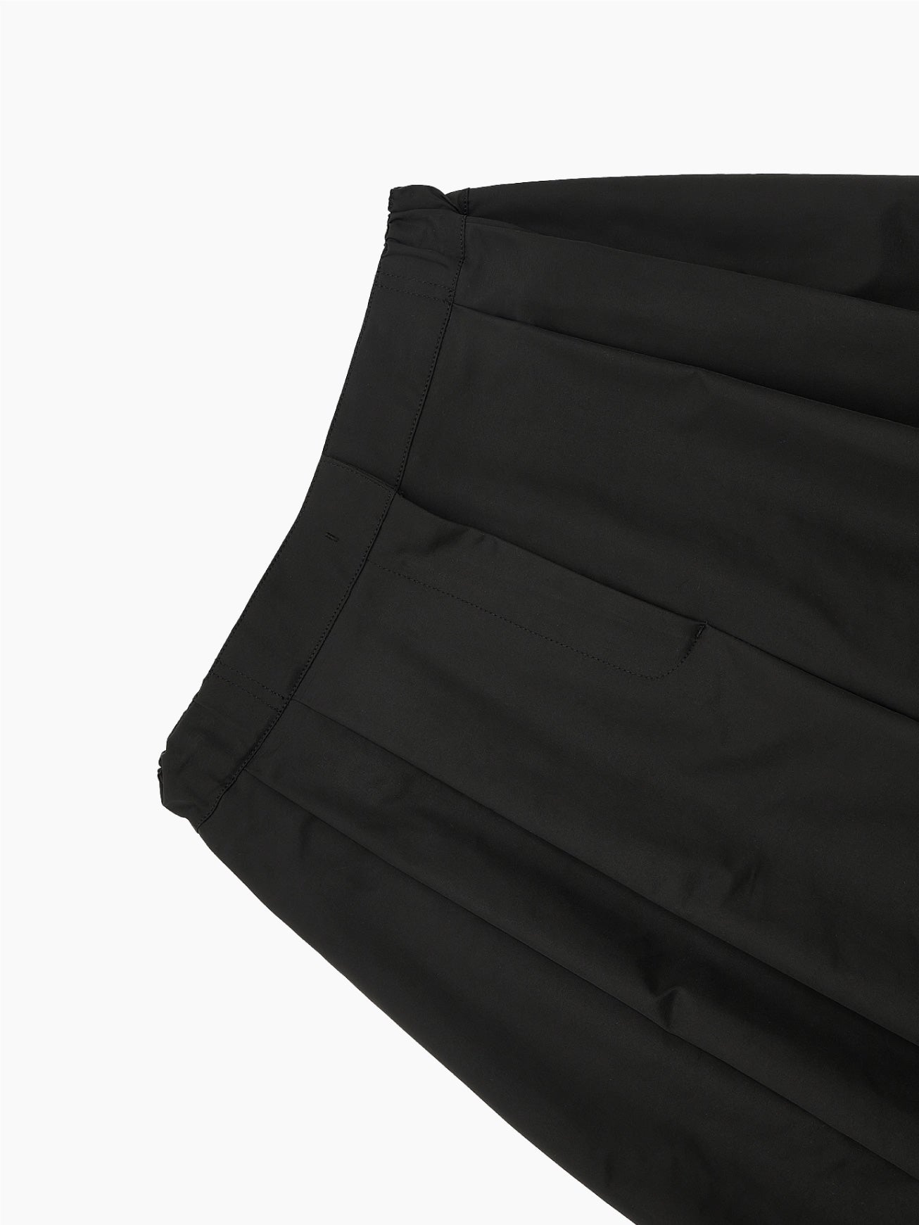 Two Tuck Balloon Pants Black