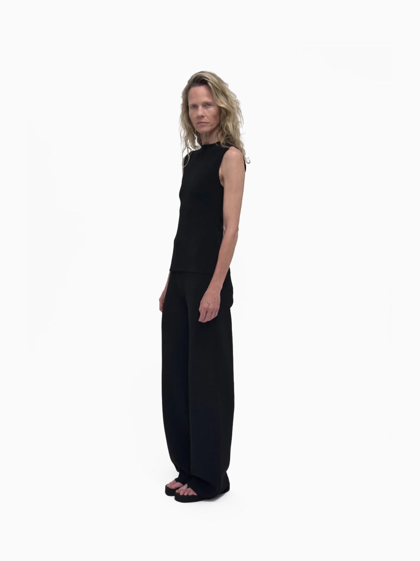 Lay 2 Drape Top Black