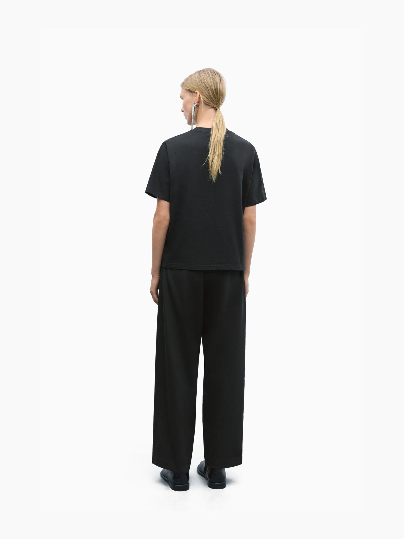 Instante Embroidered T-Shirt Black