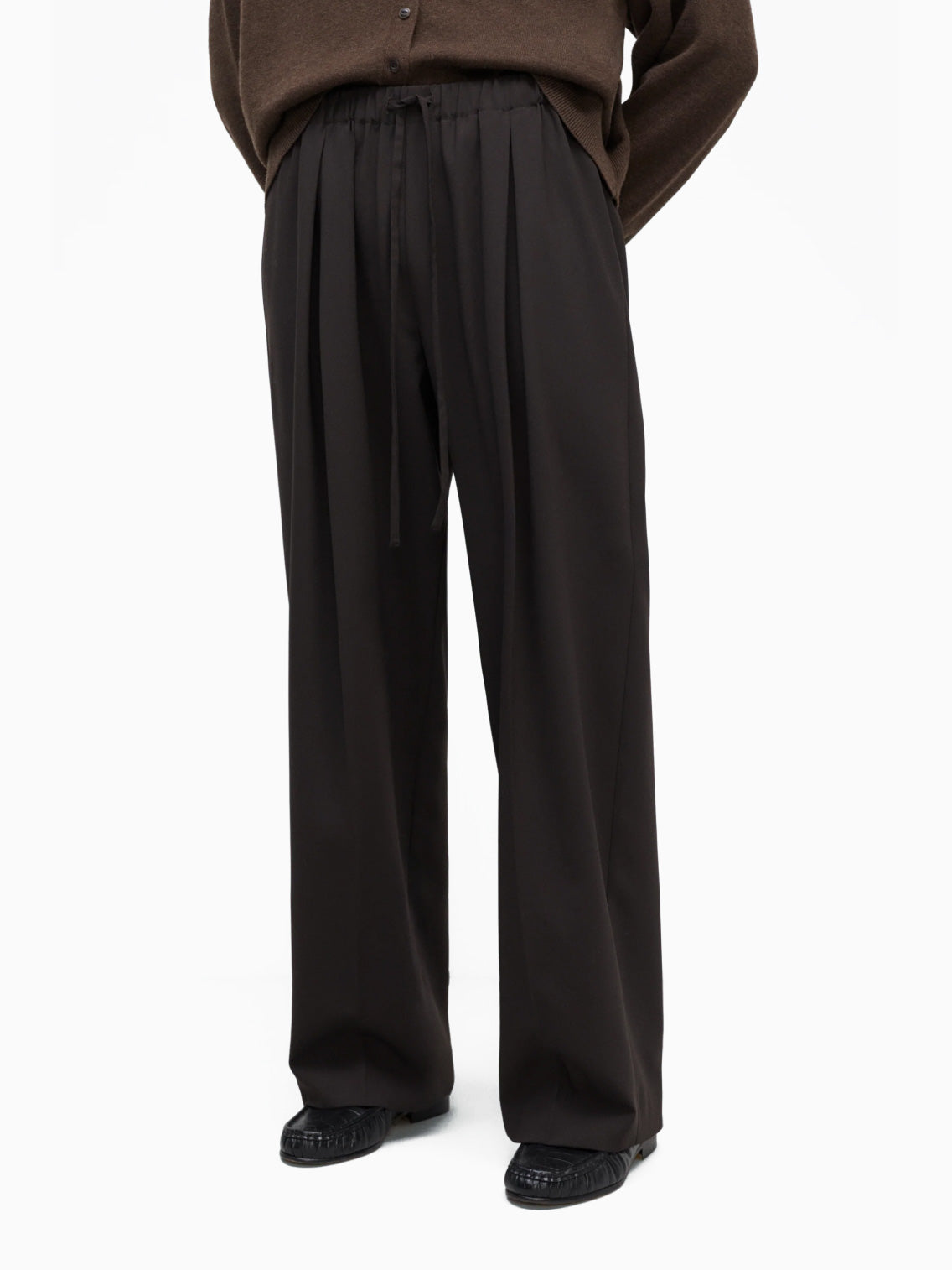 Pleated Relaxed Pants Dark Brown