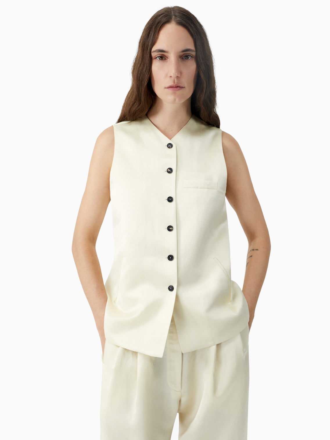 Satin Tailored Vest Marfil