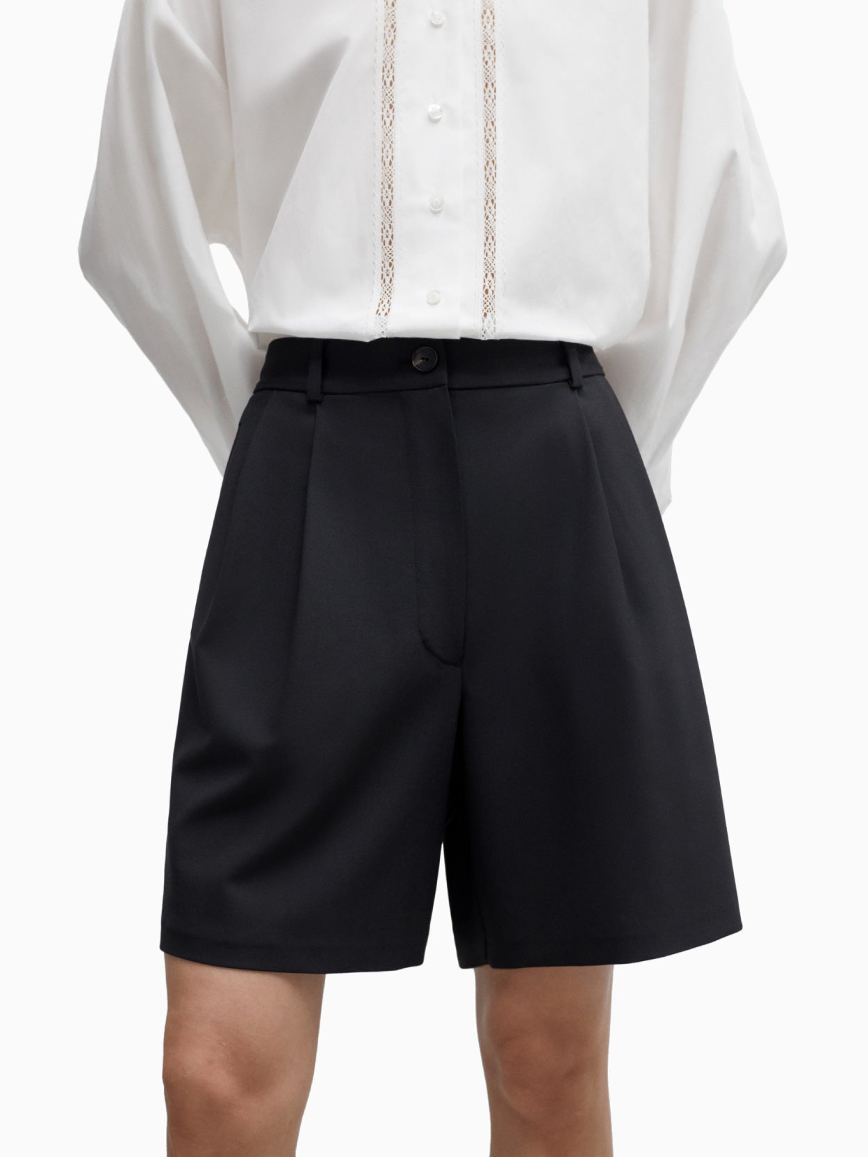 Tailored Bermuda Black