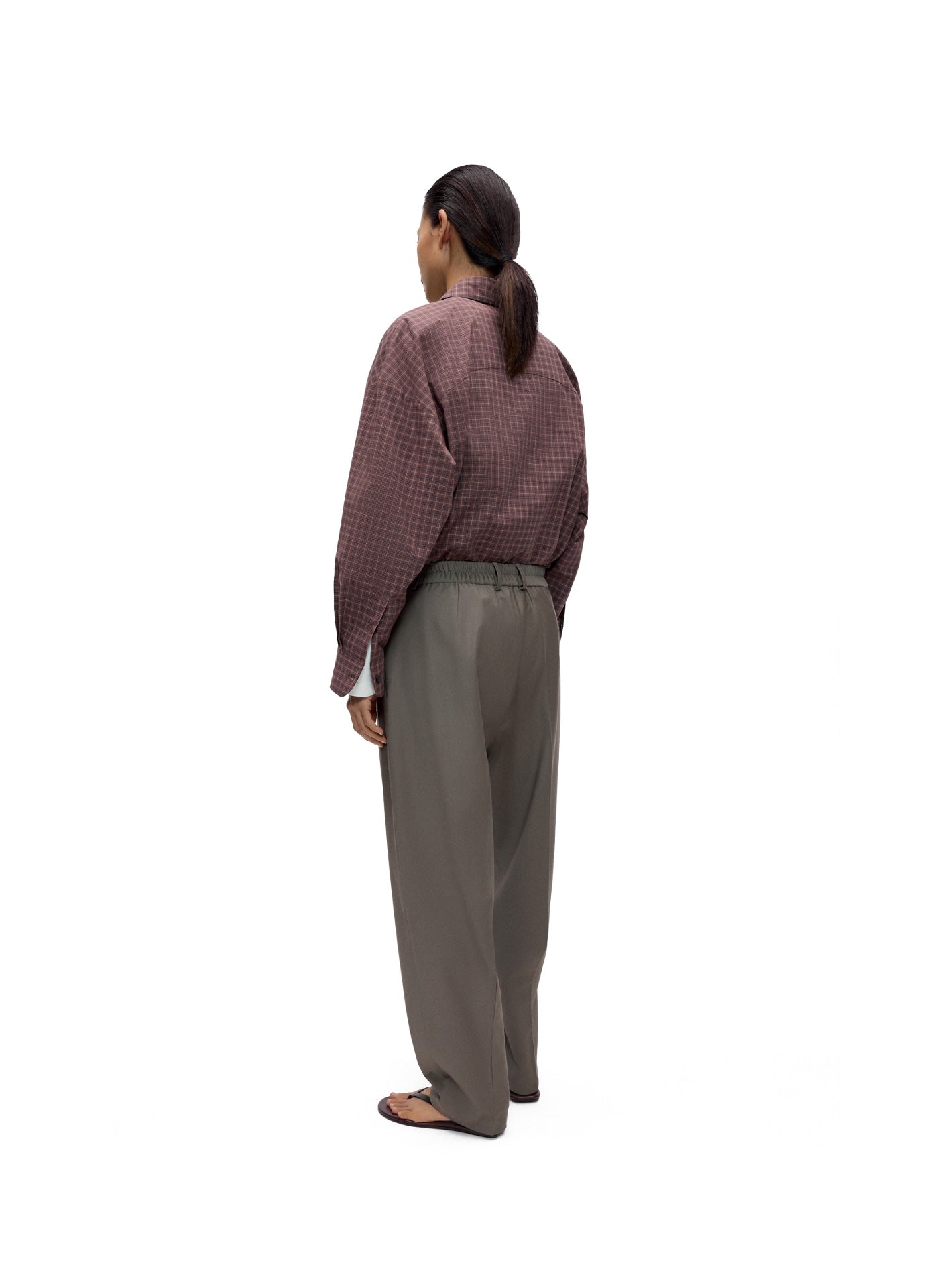 Virging Wool Masculine Barrel Pants Taupe