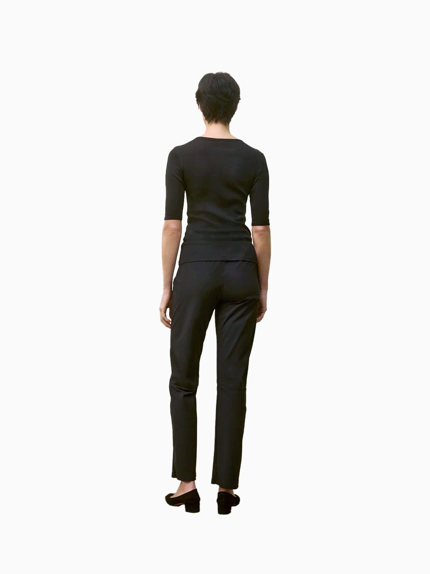 Anna Tee Black
