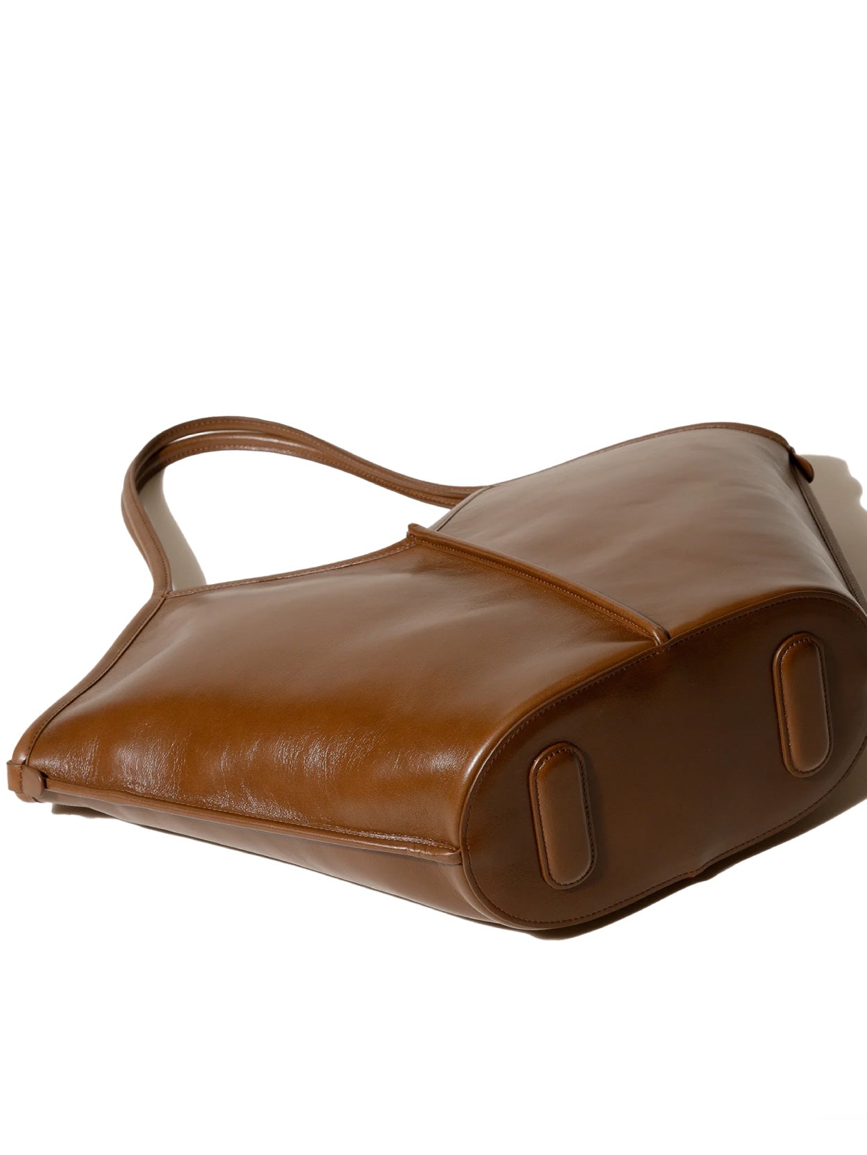 Calella Distressed Bag Chestnut
