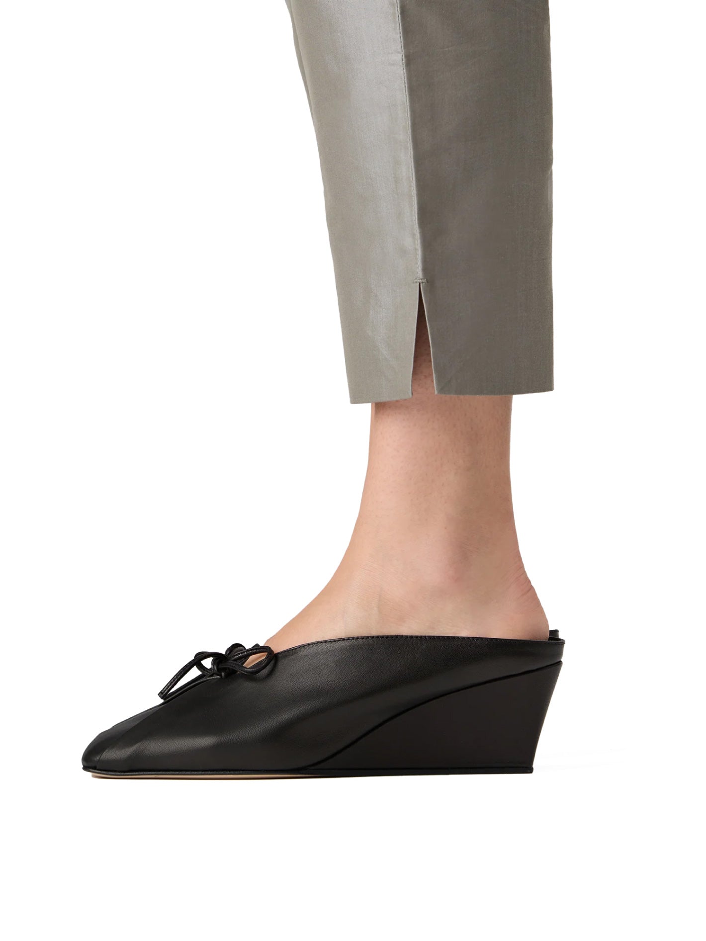Resso Wedged Mule Black