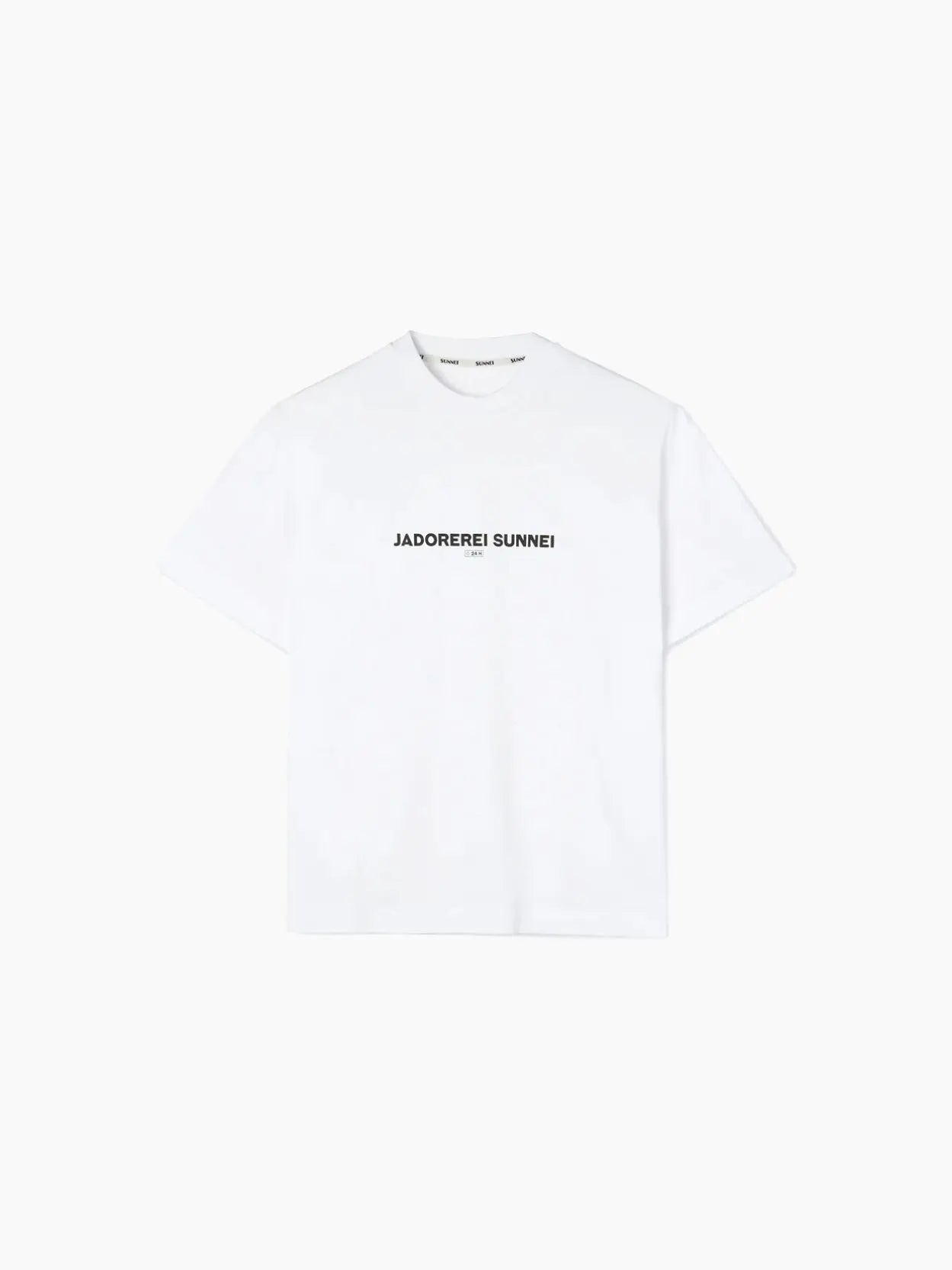 A white t-shirt with the text "JADOREREI SUNNEI" printed in black on the chest. The shirt has a classic crew neck and short sleeves, with a clean and minimalistic design, available exclusively at our Barcelona store, Bassalstore. 
Product Name: J'Adorerei Sunnei T-Shirt Re-Edition 
Brand Name: Sunnei