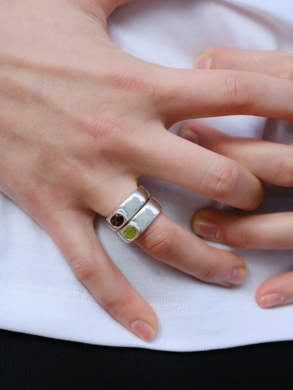 Oval Luz Smoky Quartz Ring