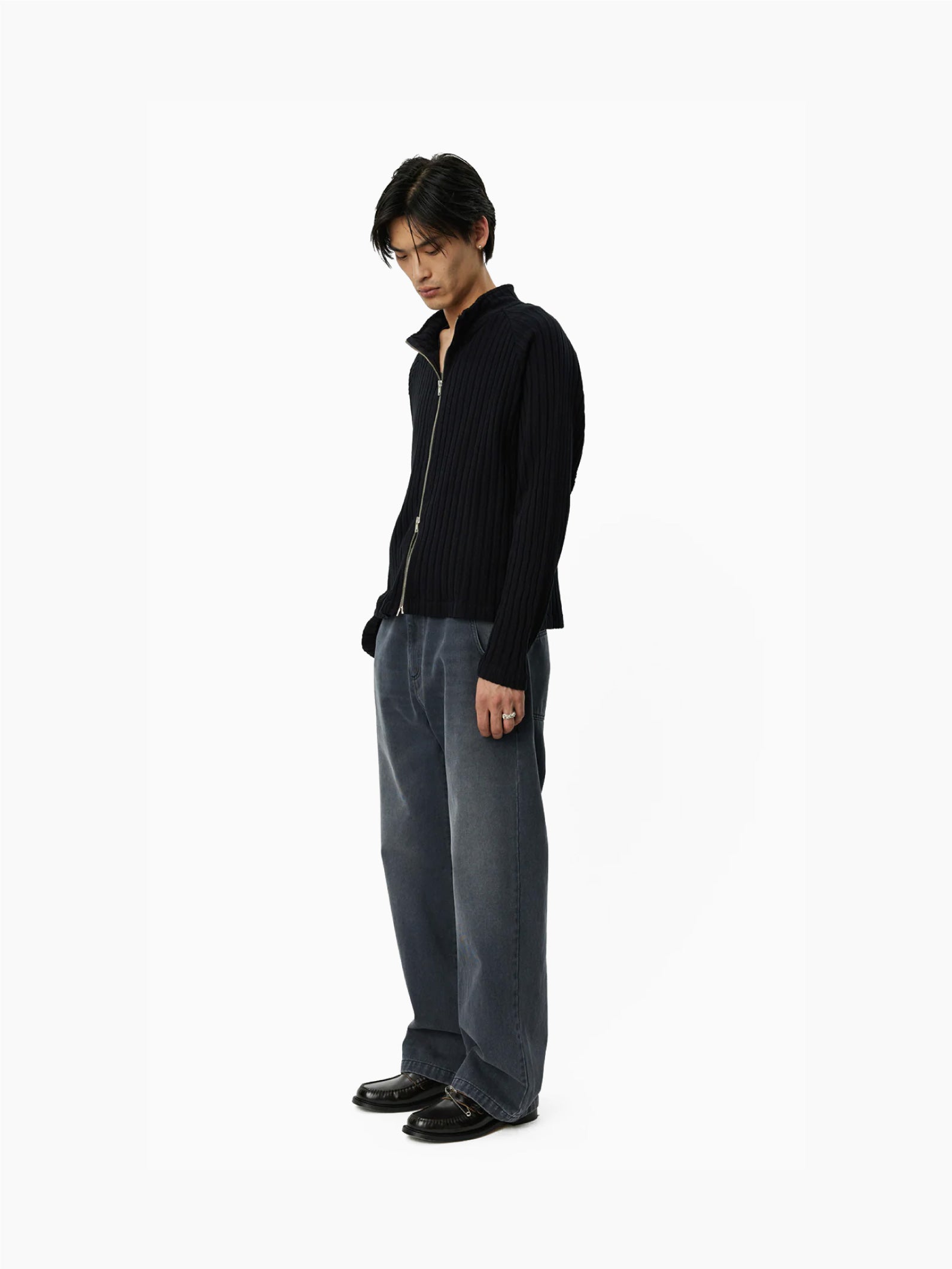 Leisure Zip Up Black Rib