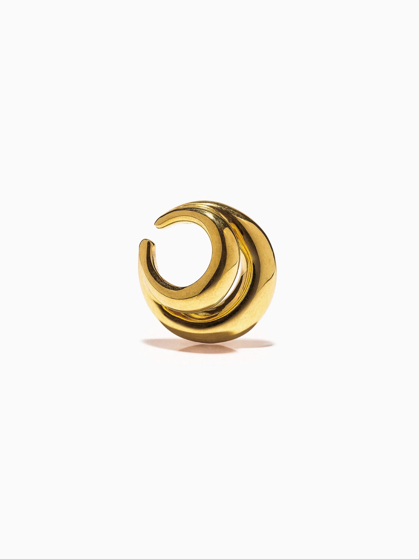 Blow Up Ear Cuff Gold