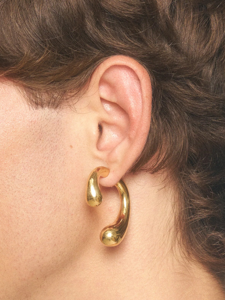 P Earrings Small Gold