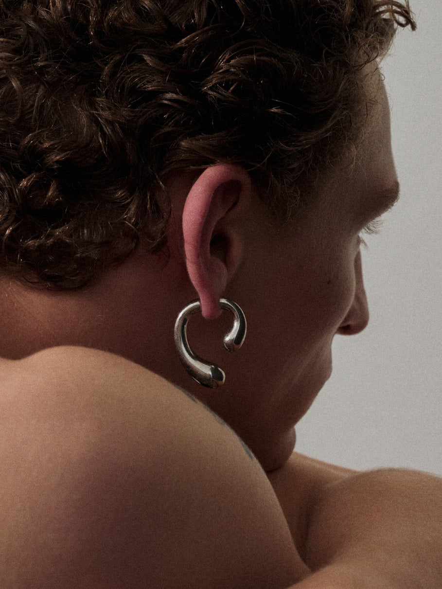 P Earrings Small Silver