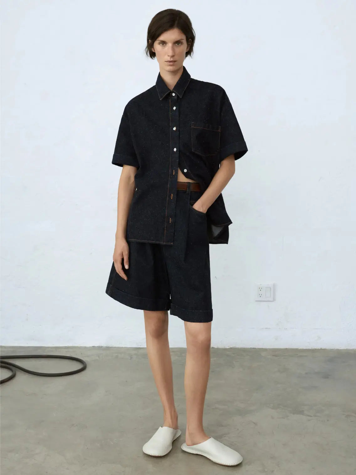 Pleated Bermuda Shorts Dark Navy Cordera