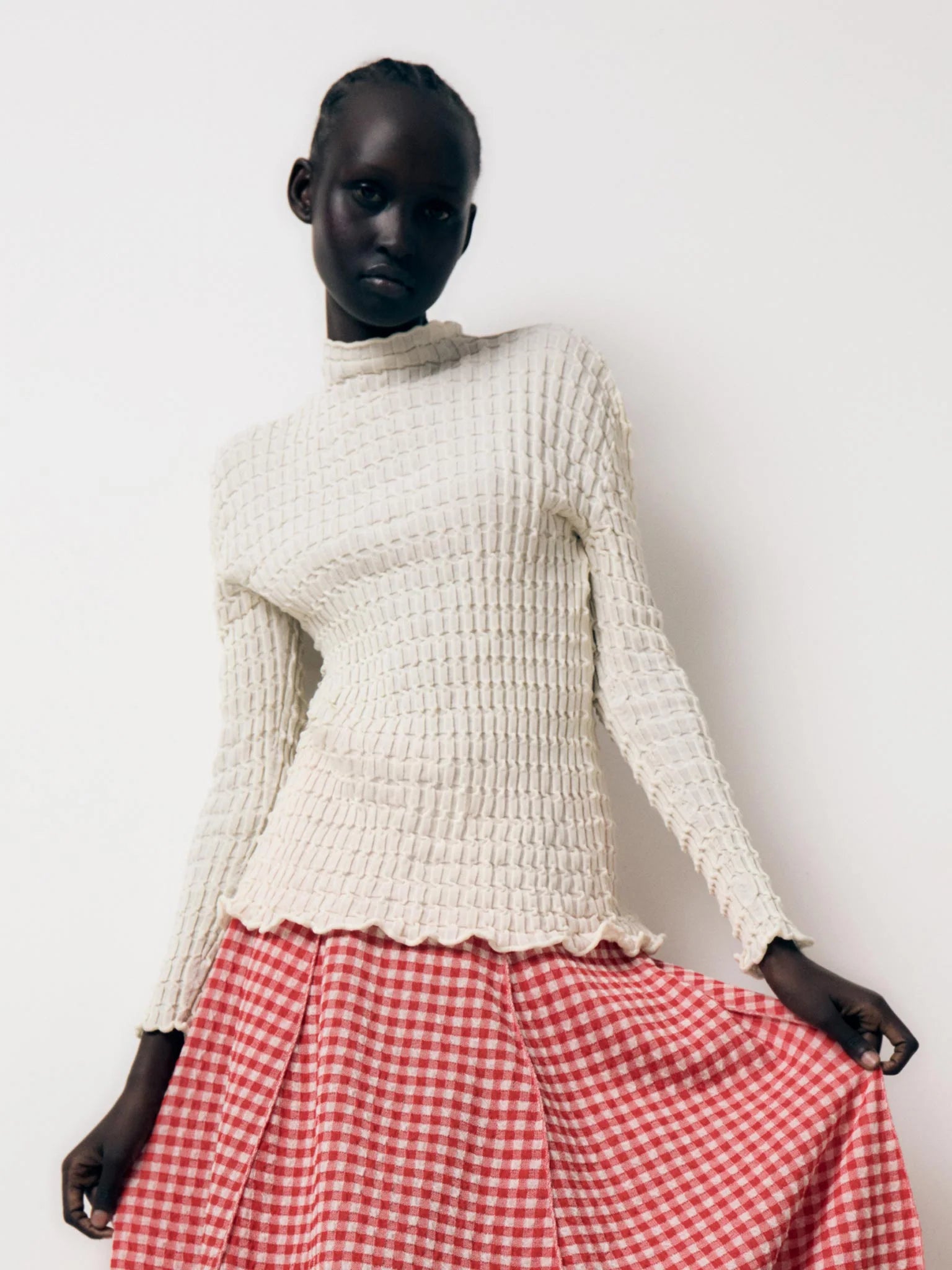 Himitsu Sweater Chalk