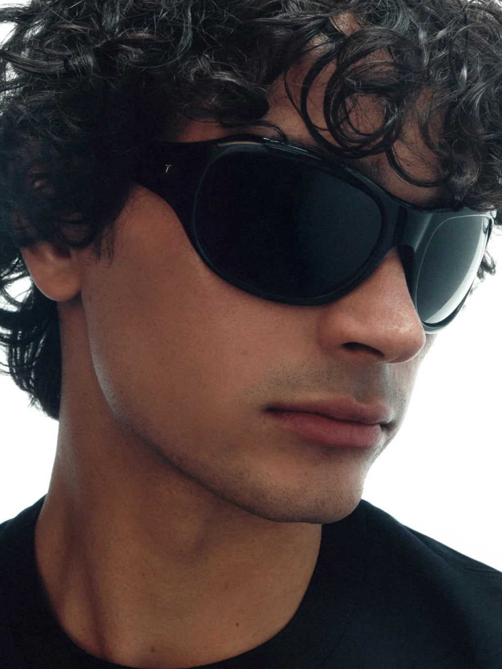 The Atlas Black & Black Sunglasses