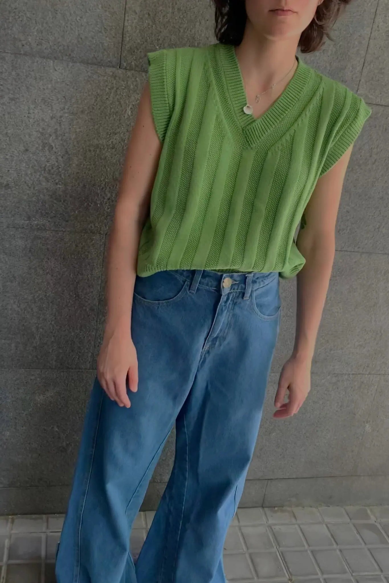 V-Neck Vest Green Mundaka